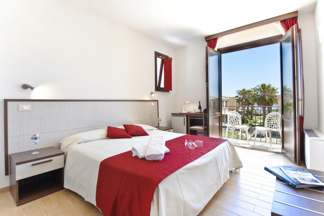Resort Santa Maria Hotel 伯吉维奇 外观 照片
